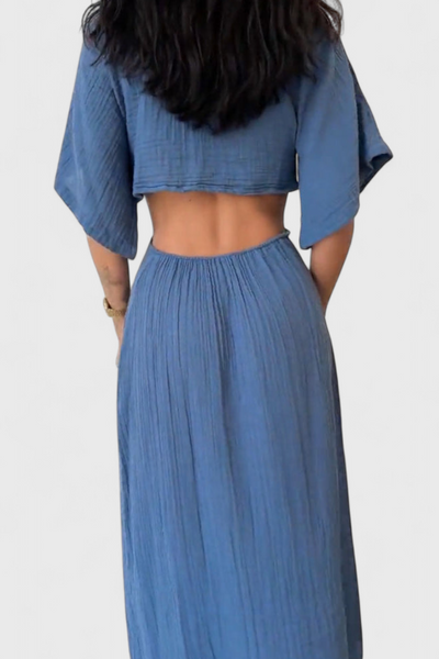 Myra Vestido Fluido con Lazo Frontal y Cut-Outs