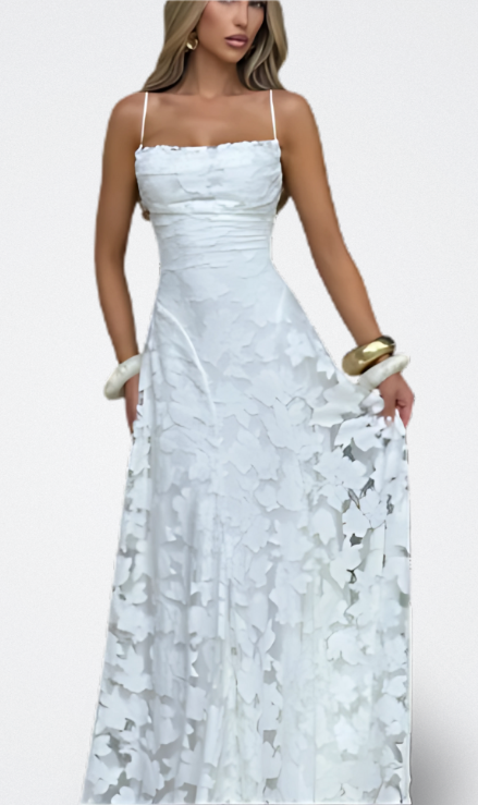 Clarise Vestido Blanco con Relieve Floral